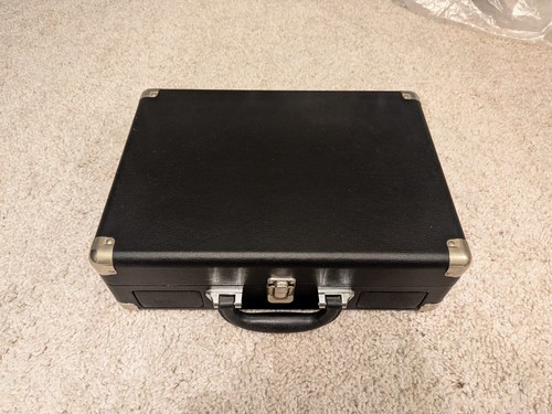 Portable suitcase style - suitcase-style, record