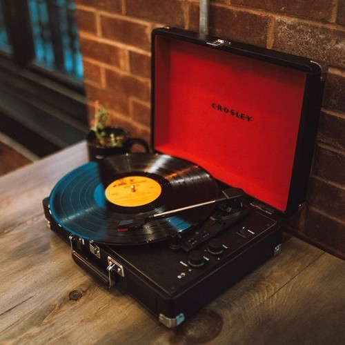 Crosley cruiser plus black - crosley,